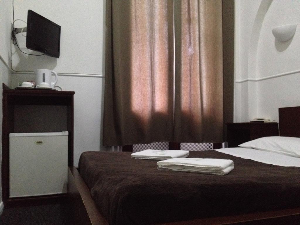 ลอนดอน คอนติเน็นตัล โฮเต็ล Hotel ห้อง รูปภาพ