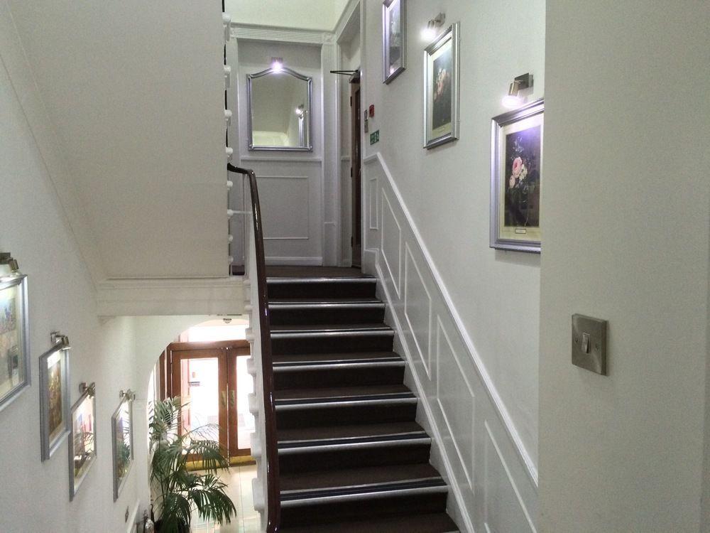 ลอนดอน คอนติเน็นตัล โฮเต็ล Hotel ภายนอก รูปภาพ